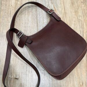 Vintage Coach 1999 Brown Leather Hippie Flap Bag 9135